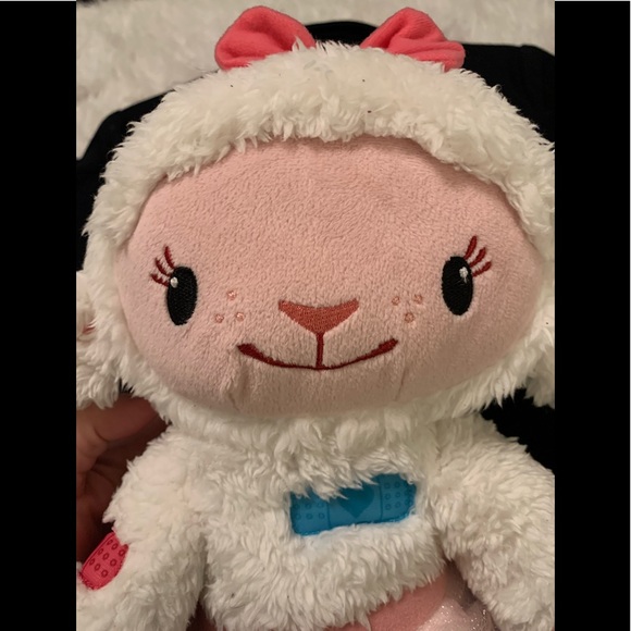 Disney Doc McStuffins 15" LAMBIE the Lamb talk/singPlush Stuffed Animal Light Up - Picture 7 of 11